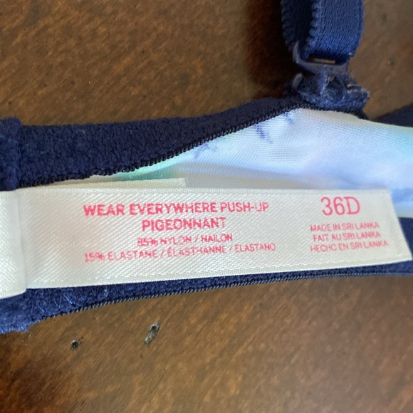 Victoria’s Secret palm print bra - Picture 8 of 9